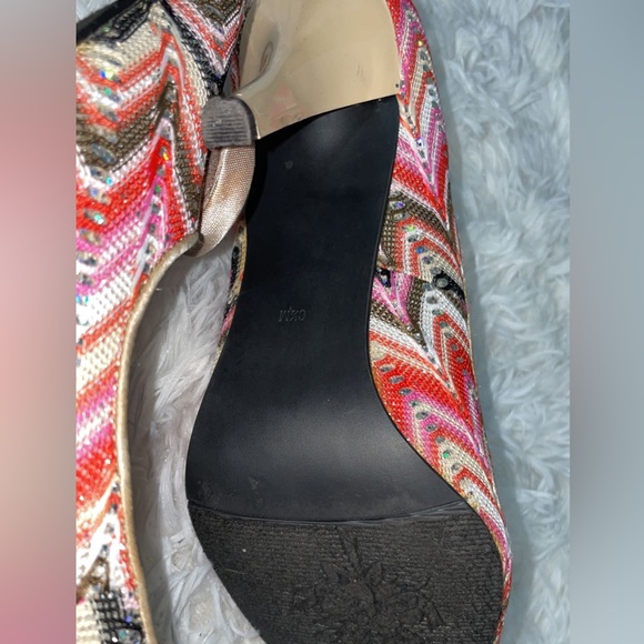 J.Renee Multi color jeweled heels. Size 6.5 - Picture 4 of 8